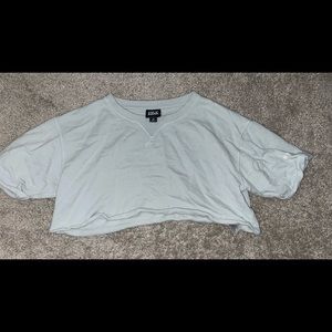 mint green IVY PARK cropped tee. size medium.